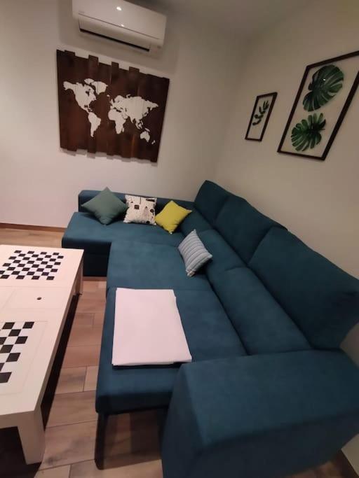 Апартаменты Bonito Piso Recien Reformado Con Zona De Parking Альмуньекар Экстерьер фото